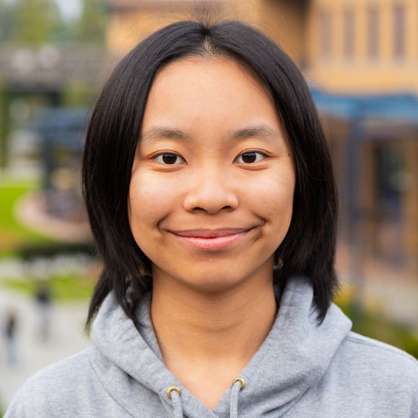 Chloe Mo